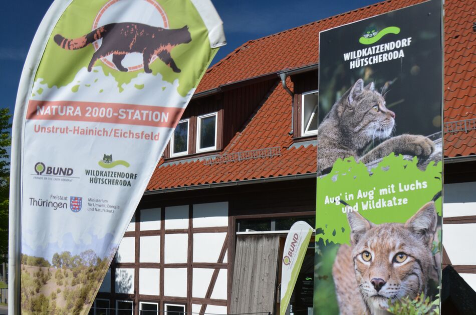 Eingang zur Wildkatzenscheune